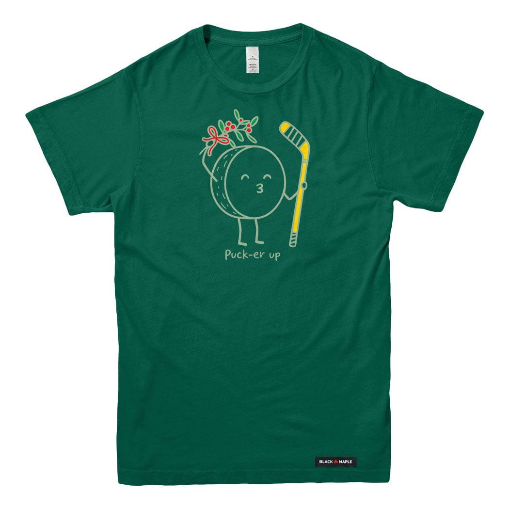 Hockey Puck-er up Christmas Mistletoe Mens T-shirt